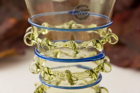 VERRE À DÉCOR BLEU, 13ÈME SIÈCLE