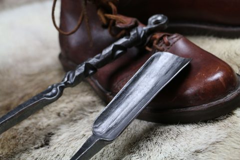 SCHUHANZIEHER GESCHMIEDET, LUXUSAUSFÜHRUNG