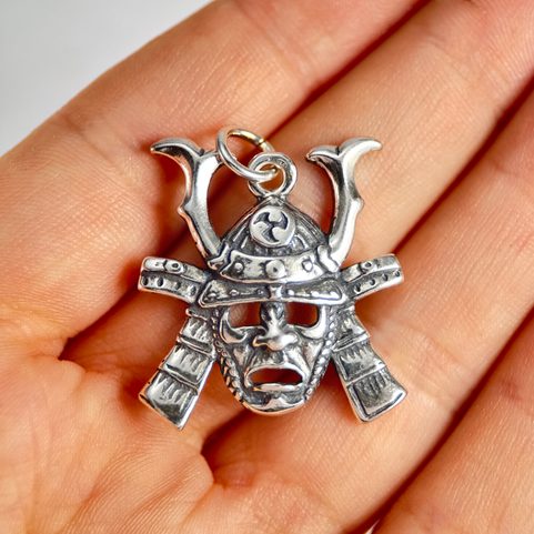 SAMURAI PENDENTIF EN ARGENT