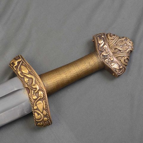 ÉPÉE VIKING, DYBÄCK, SUÈDE, AVEC FOURREAU EN CUIR