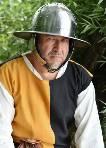 IRON HAT WITH BRIM, 1.6 MM