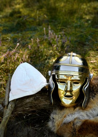 ROMAN IMPERIAL GALLIC HELMET