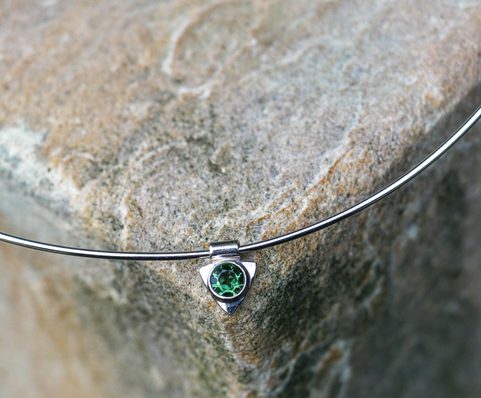 LUTONA, MOLDAVITE, CZECH JEWEL, NECKLACE