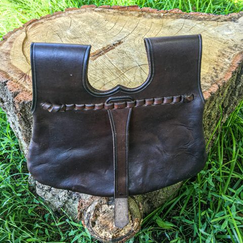 HISTORISCHE MITTELALTERLICHE TASCHE, XIII - XV.