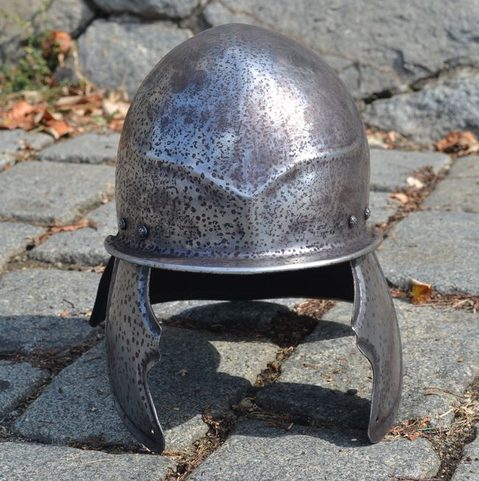 CASQUE CELTIQUE, CASQUE DE TYPE PORT
