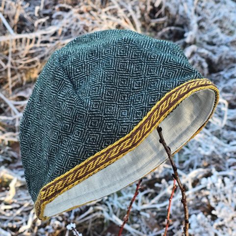 VIKING CAP WITH A CARRIAGE - BIRKA