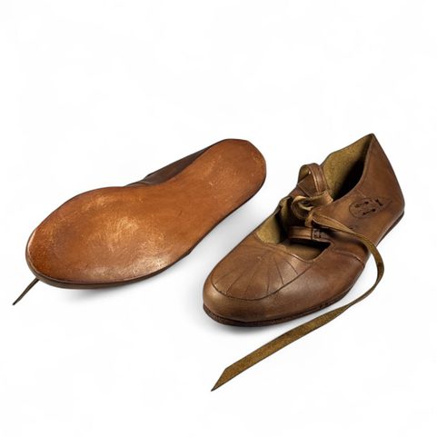 LEATHER WOMEN'S SHOES