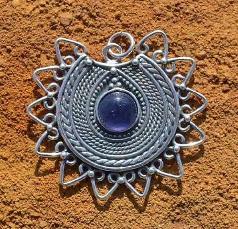 LADA, GRANDE MORAVIE PENDENTIF ARGENT 925