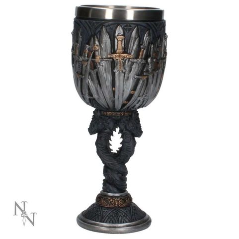 COUPE AVEC ÉPÉES