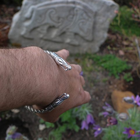 VIKING DRAGON URNES STYLE BRACELET SILVER