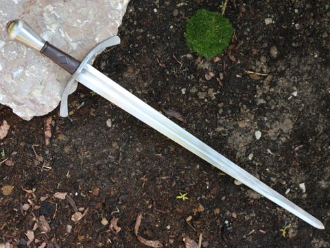 HAROLD SINGLE HANDED MEDIEVAL SWORD