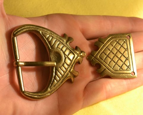 MEDIEVAL LARGE BELT BUCKLE AND BELT STRAP