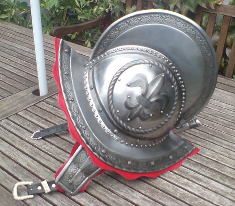 MORION HELMET WITH FLEUR DE LIS, DECORATED