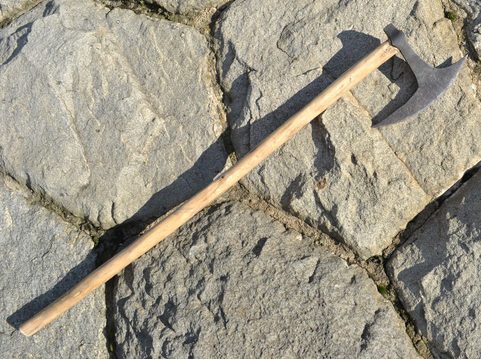 SLAWISCHE AXT, GESCHMIEDET, REPLIK, INSEL LEDNICA, POLEN, JAHR 1038
