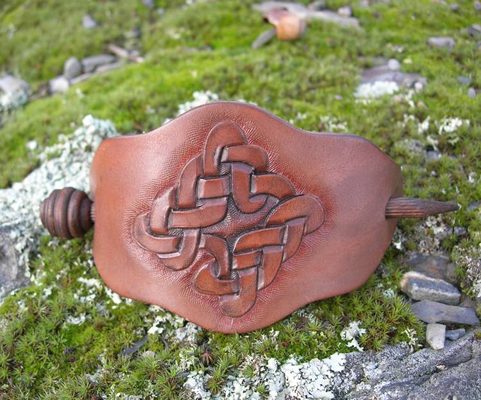 LEATHER HAIR BROOCH - CELTIC DESIGN