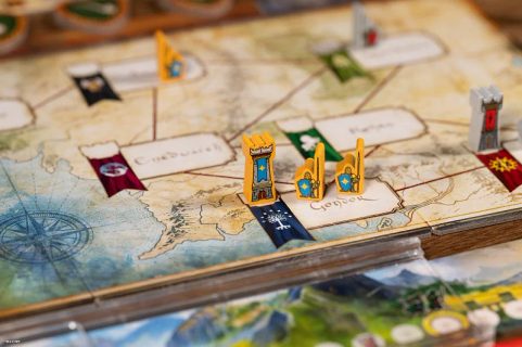 LORD OF THE RINGS: DUEL FOR MIDDLE-EARTH