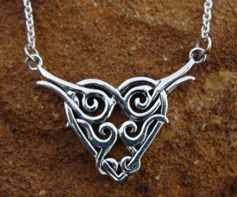 CELTIC LOVE KNOT HEART, SILVER NECKLACE