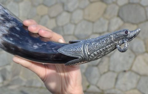 CORNE DE VIKING AVEC MANCHE EN ÉTAIN, SHETLAND, ECOSSE - 0.4 L