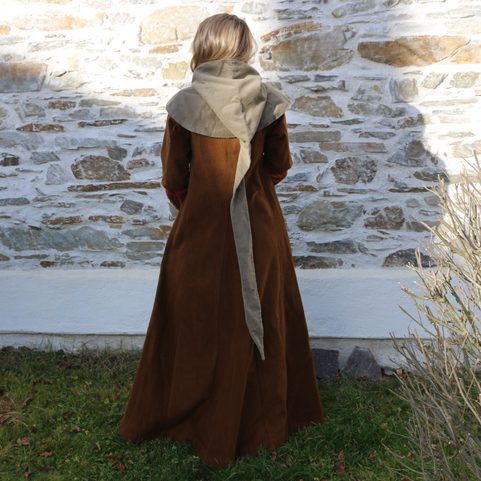VÊTEMENTS MÉDIÉVAUX POUR FEMMES - BOURGEOISE - BOURGEOISE, 2E MOITIÉ DU 14E SIÈCLE