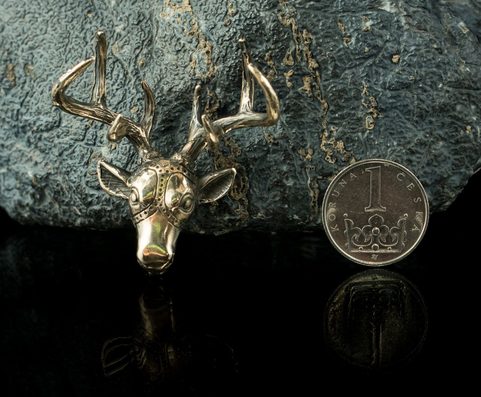 DEER HEAD, PENDANT, BRONZE
