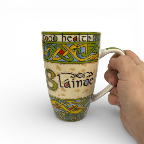 TASSE IRLANDAISE EN PORCELAINE, SLAINTE