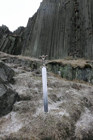 FIONN, FORGED CELTIC CHIEFTAIN SWORD