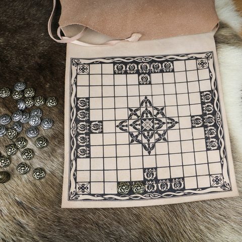 HNEFATAFL OR TAFL, VIKING BOARD GAME - LEATHER CASE AND STONES