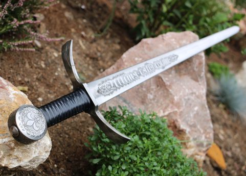 ULTIMA RATIO REGUM ETCHED SINGLE HANDED SWORD FULL TANG