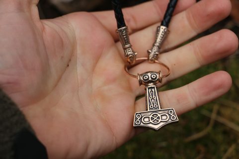 THOR'S HAMMER LEATHER BOLO, BRONZE