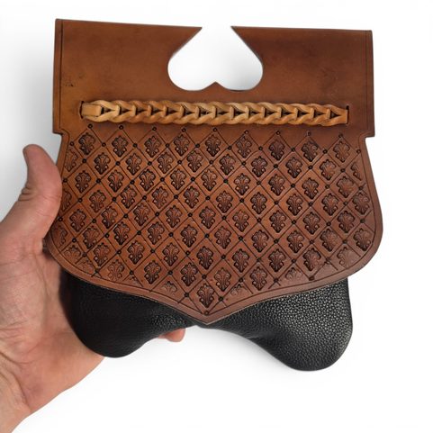 MEDIEVAL LEATHER POUCH