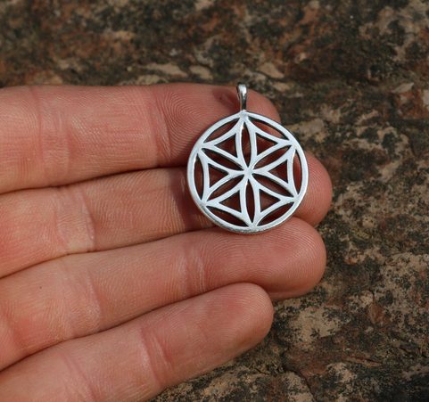 FLEUR DE SOLEIL II, PENDENTIF EN ARGENT