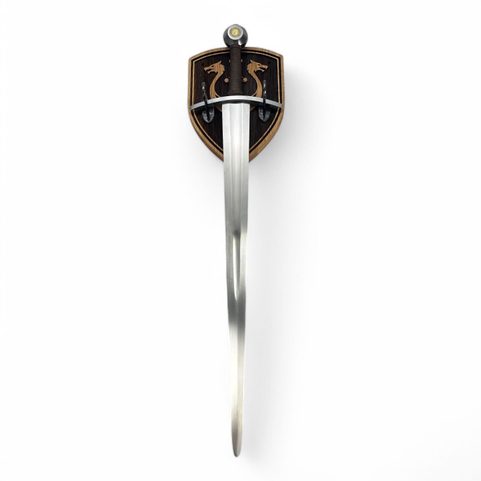 SWORD HOLDER WULFLUND, SHIELD
