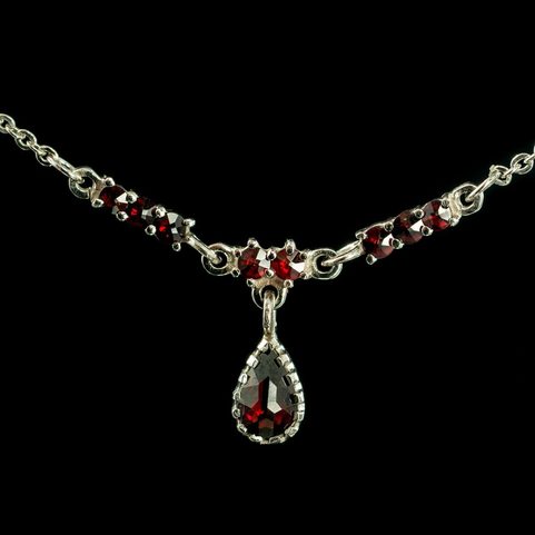 OSSIAN, GARNET, CZECH JEWEL, NECKLACE
