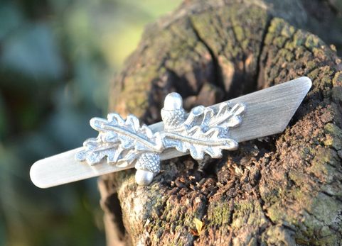 OAK LEAVES, TIE CLIP