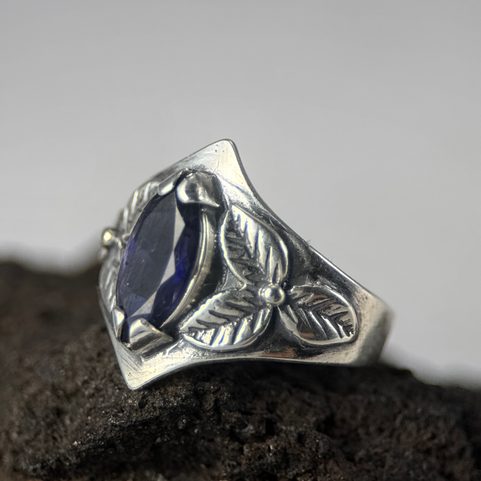 SHAMROCK, RING, IOLITE, STERLING SILVER