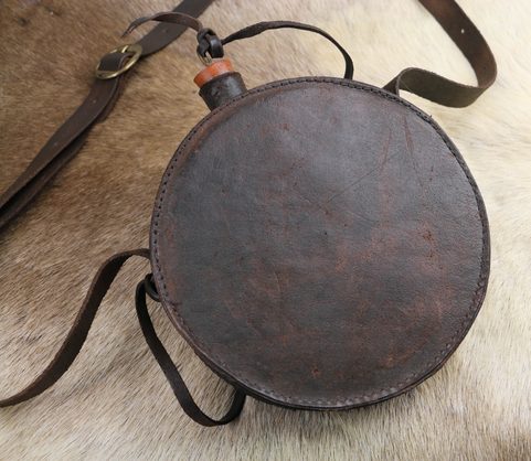 METAL BOTTLE COVERED BY LEATHER, DECORATION ITEM