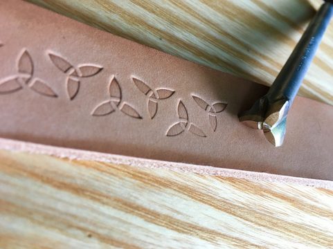 TREFOIL, LEATHER STAMP