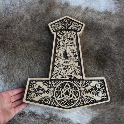 MJÖLLNIR - RUNES FUTHARK SET AND THOR'S HAMMER GIFT BOX