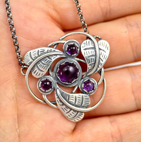 TRISKEL, JUGENDSTILSCHMUCK, HALSKETTE, AMETHYST AG 925/1000