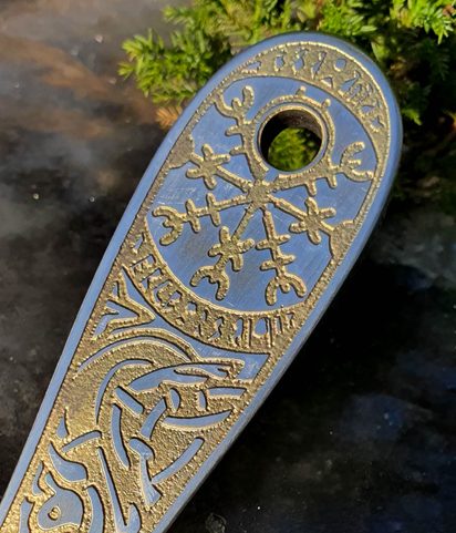 VENGEANCE GOLDEN EDITION ETCHED THROWING KNIFE WITH VEGVÍSIR - 1 PIECE