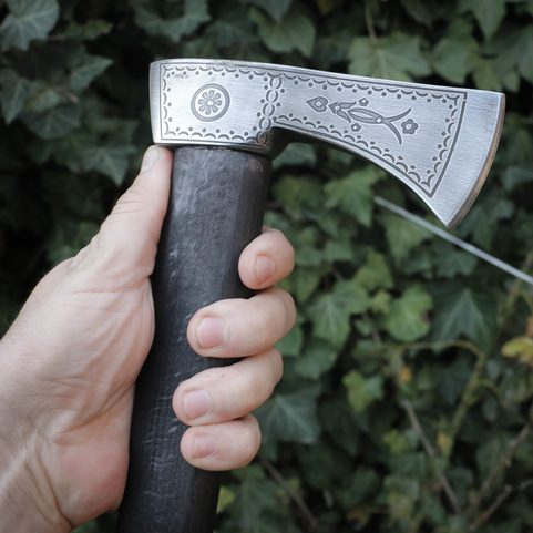 CARPATHIA VALASKA TRADITIONAL FORGED CARPATHIAN AXE - ETCHED