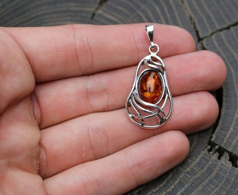 WERA, AMBER PENDANT, STERLING SILVER