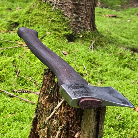 KANADISCHE GESCHMIEDETE AXT - BUSHCRAFT