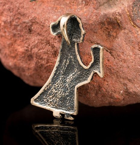 VALKYRIE WITH A HORN, BIRKA, BRONZE PENDANT