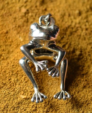 FROG, SILVER PENDANT, MOVEABLE BODY, AG 925