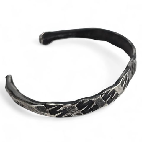 ARRAS FORGED BRACELET, STAINLESS STEEL