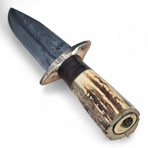 GESCHMIEDETES FRONTIER-MESSER REBEL STEEL MIT SCHEIDE