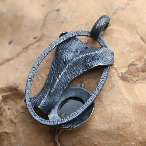 TETHA SILVER PENDANT WITH MOLDAVITE, GOLD PLATED