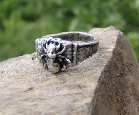 SPIDER RING