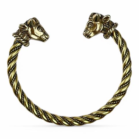 CELTIC BRACELET, BULL'S HEADS, TRICHTINGEN, BRASS